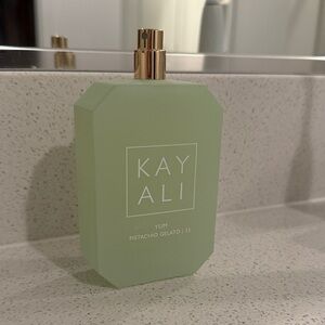 KAYALI Yum Pistachio Gelato 33 eau de parfum 100ml